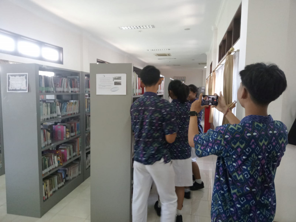 Pemanfaatan Gedung Layanan Perpustakaan Sastramangutama